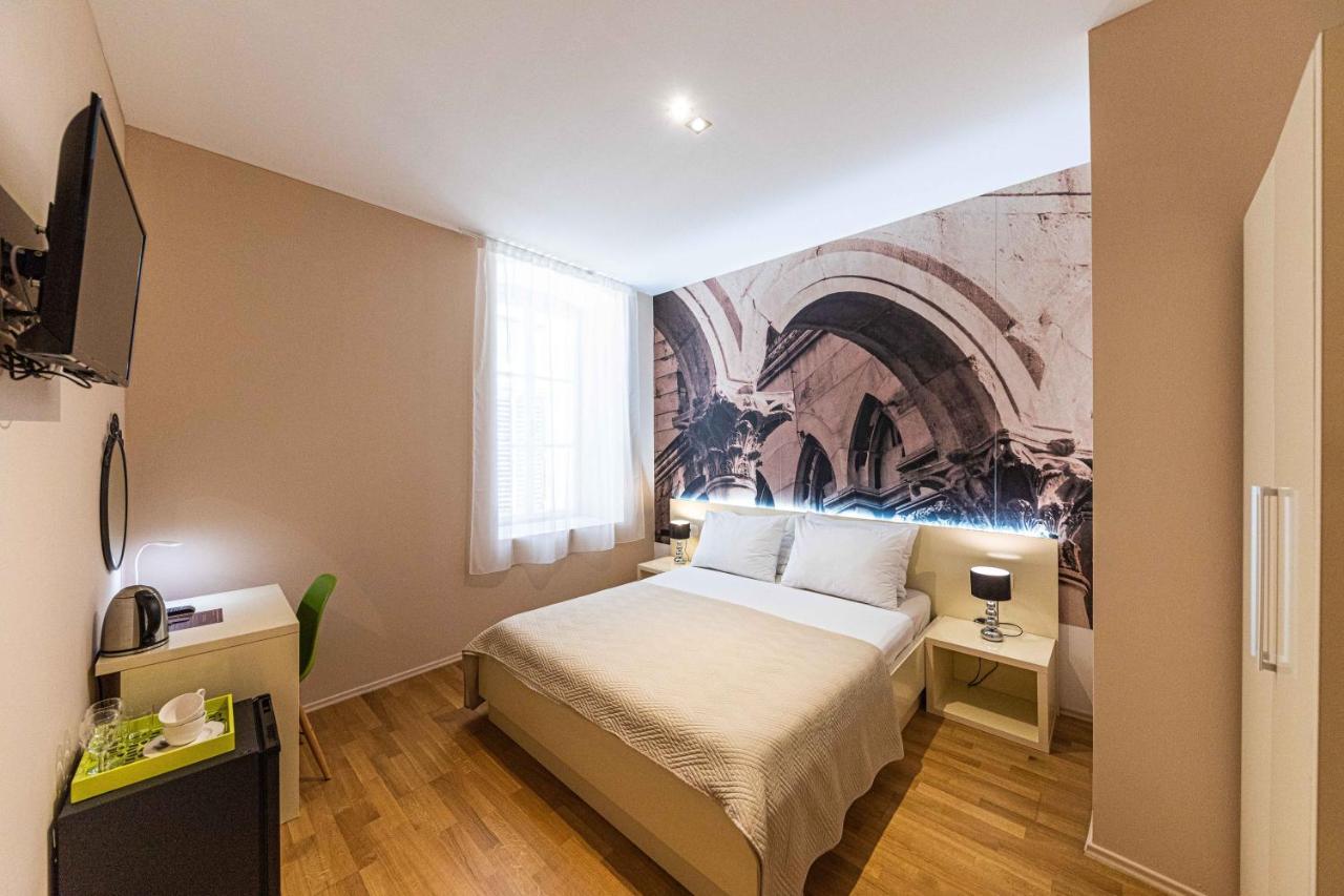Pjaca City Rooms Split Bagian luar foto