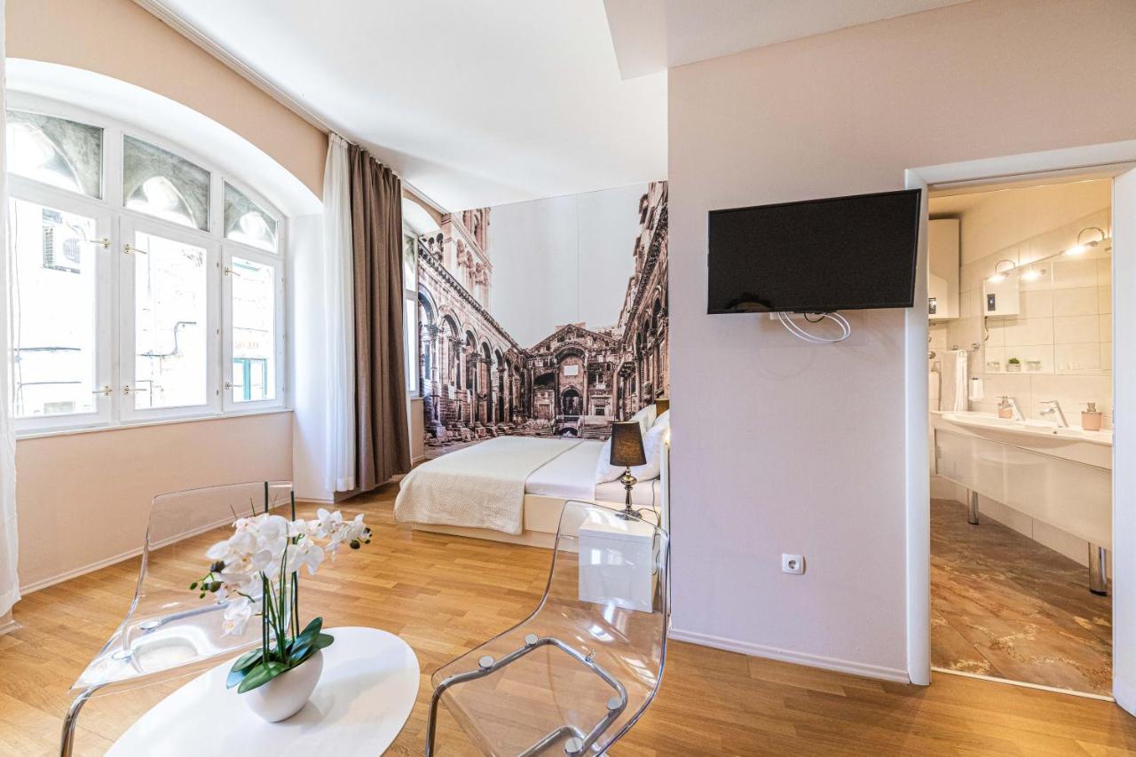 Pjaca City Rooms Split Bagian luar foto