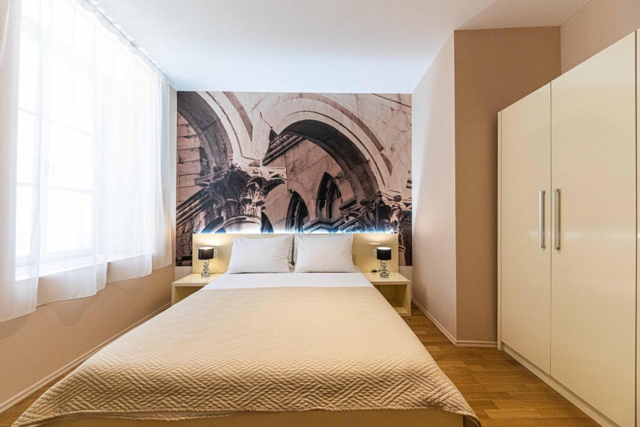 Pjaca City Rooms Split Bagian luar foto